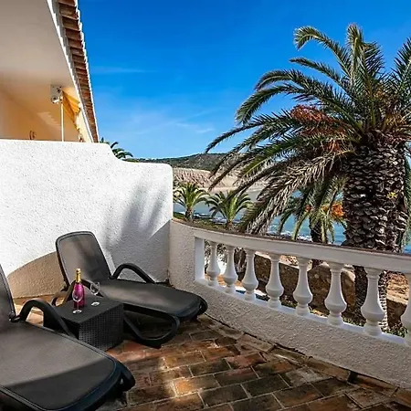 Senhora Da Sleeps 6 Air Con